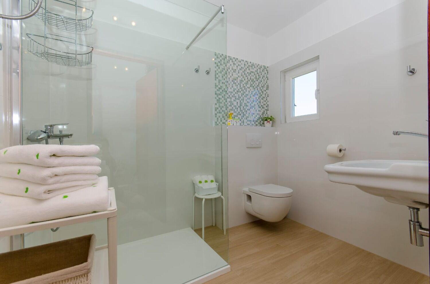 Apartments Bosiljka - By The Sea Sevid Luaran gambar