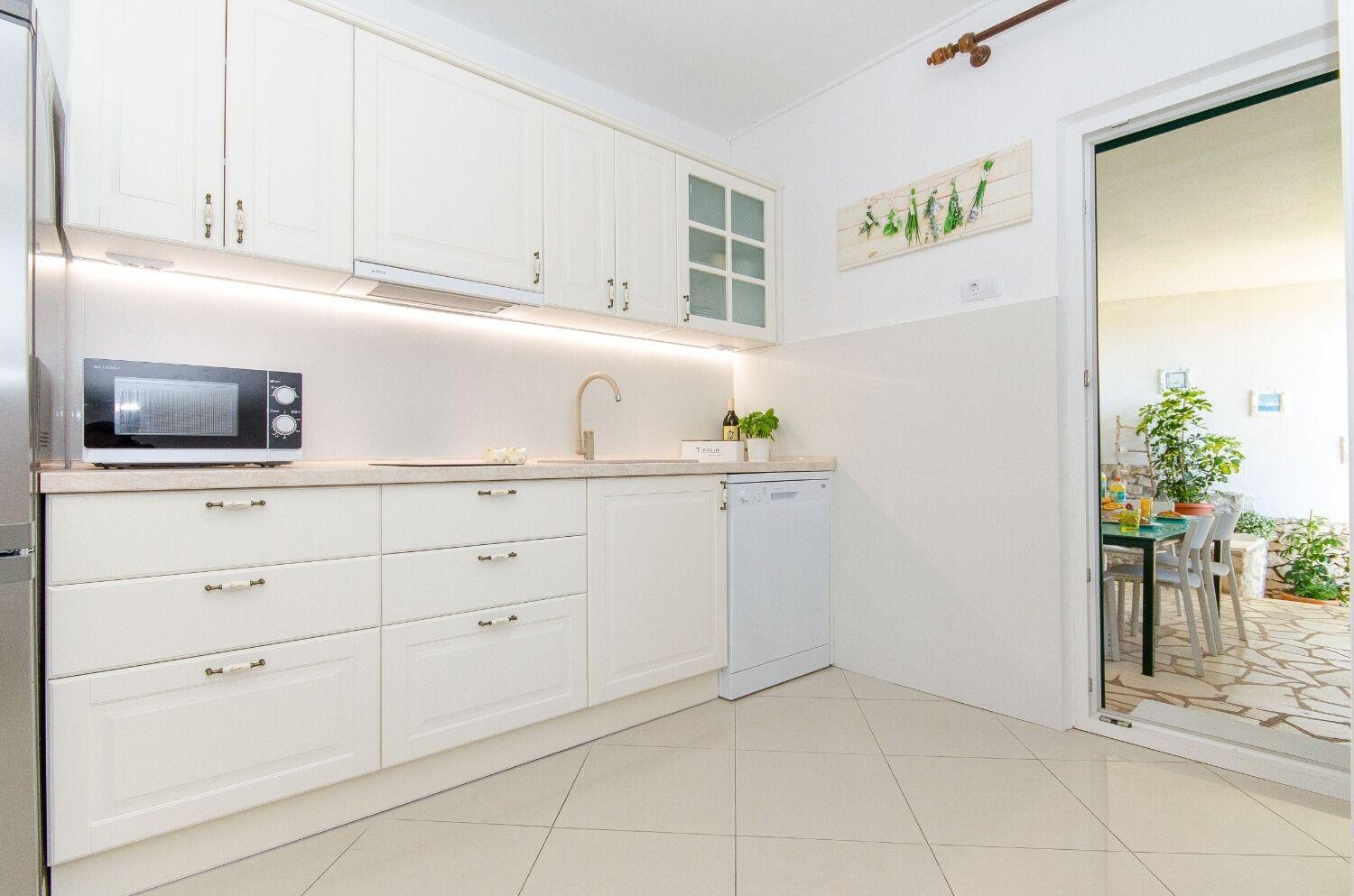 Apartments Bosiljka - By The Sea Sevid Luaran gambar