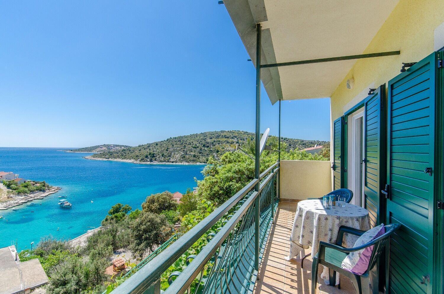 Apartments Bosiljka - By The Sea Sevid Luaran gambar